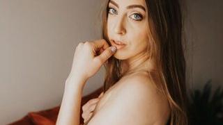 EmeraldOstara's Feet Show