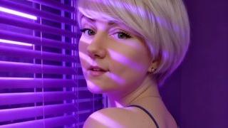 Blond_Pearl's Feet Show