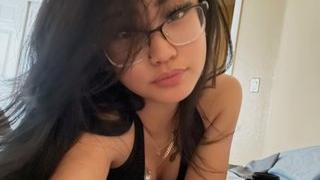 Asian2Petite's Feet Show