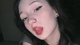 AccaBelow's Feet Show