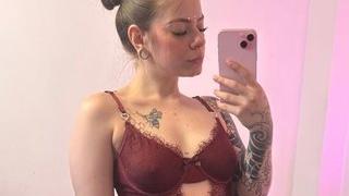 Lola_Bunny777's Feet Show