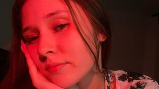 TimikaVonstaden's Feet Show