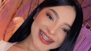 Miawiithe's Feet Show