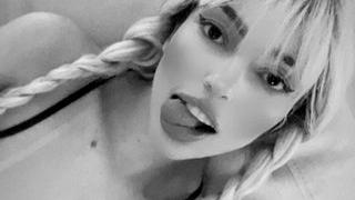 AuroraRuiz's Feet Show