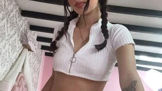 GabrielaSuarez's Feet Show