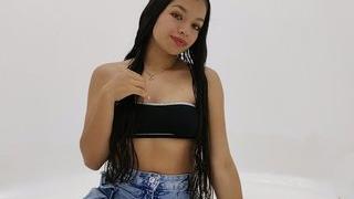 Nahomy_Girl's Feet Show